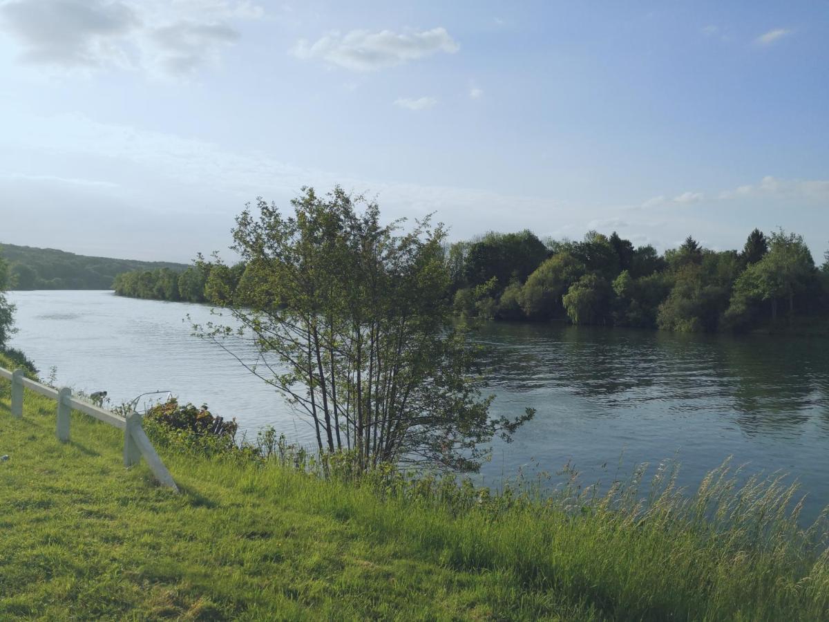 La Seine, Entre Riviere Et Foret De Fontainebleau Bois-le-Roi  المظهر الخارجي الصورة
